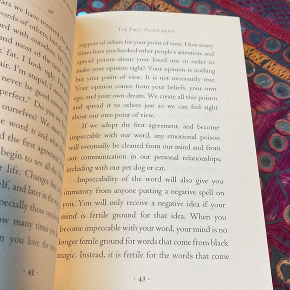 The Four Agreements Book - Picture 4 of 4